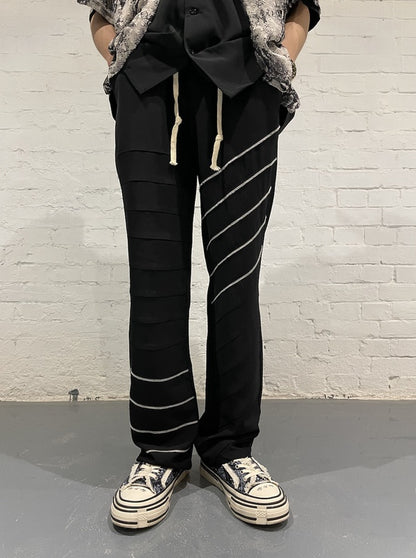 Micro-flare Look Thin Drape Mopping Trousers