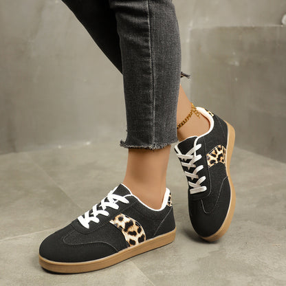 Round Toe Lace-up Vintage Leopard Print German Training Shoes