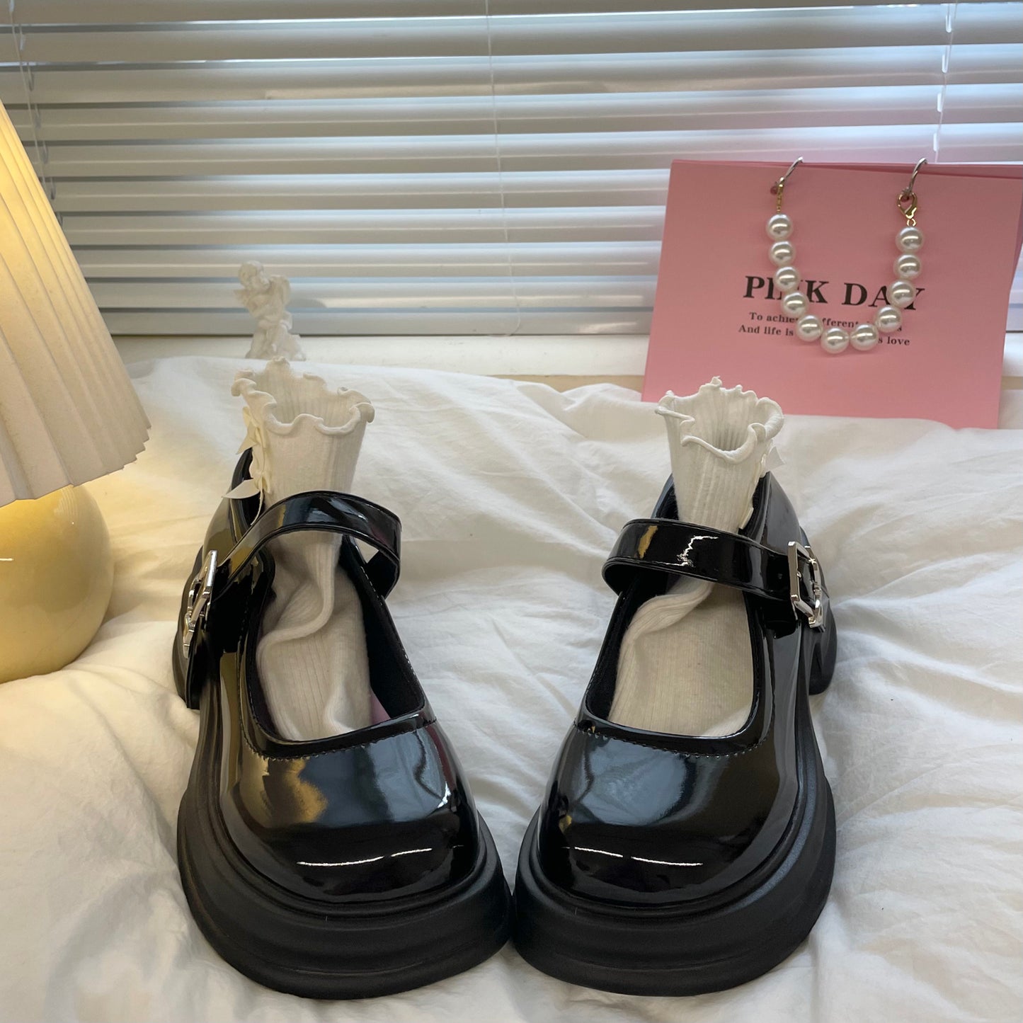 Round Toe Black Versatile Small Leather Shoes For Women