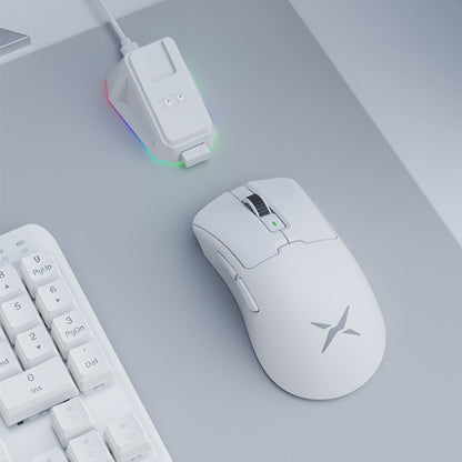 M900 Gaming Mouse For E-sports Wireless 8K Return 3395 Right Hand Ergonomic Lightweight Mouse